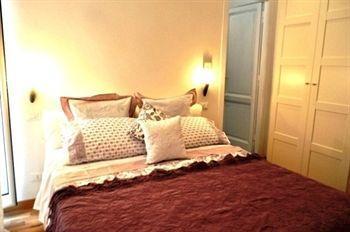 Affittacamere White House 2*