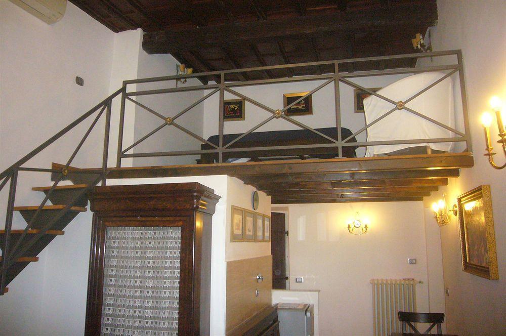 Rooms&suites 2*