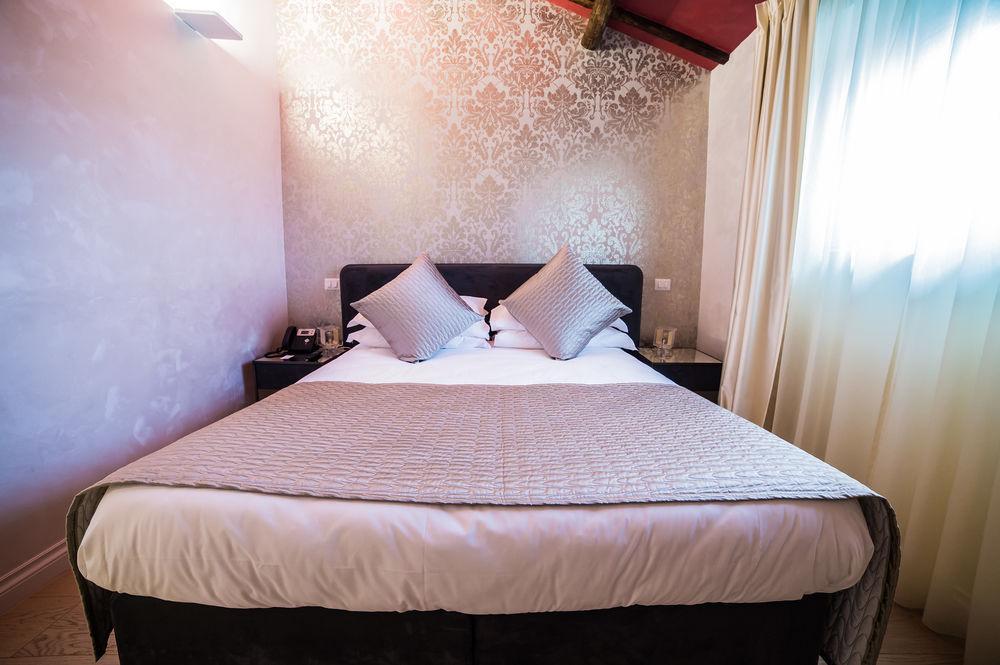 Hotell The Place 217 Roma