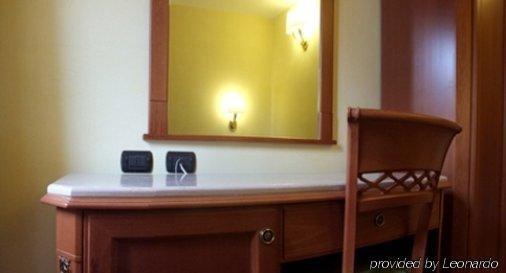 Bright Hotell 3*