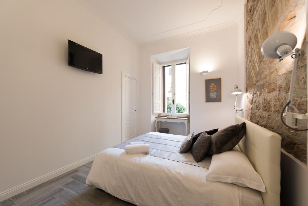Tirso Sessantotto Boutique Rome