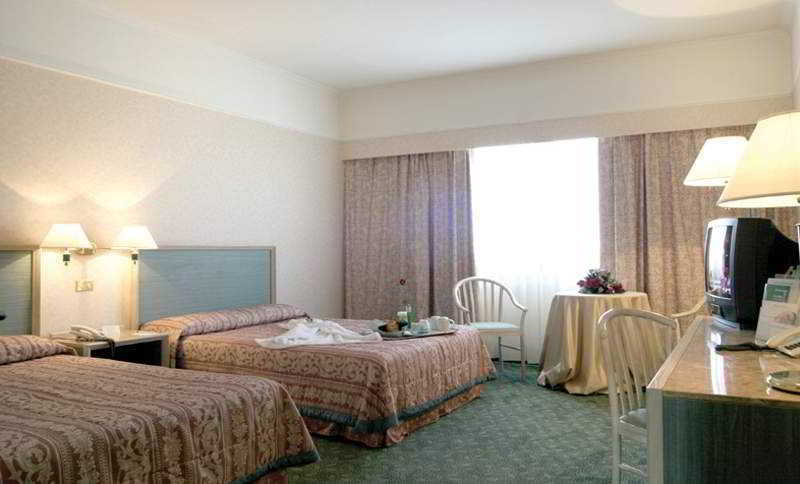 Hotel - Eur Parco Dei Medici 4*