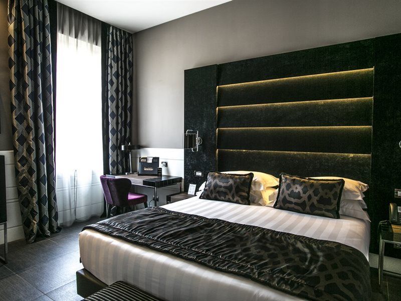 The Glam Roma