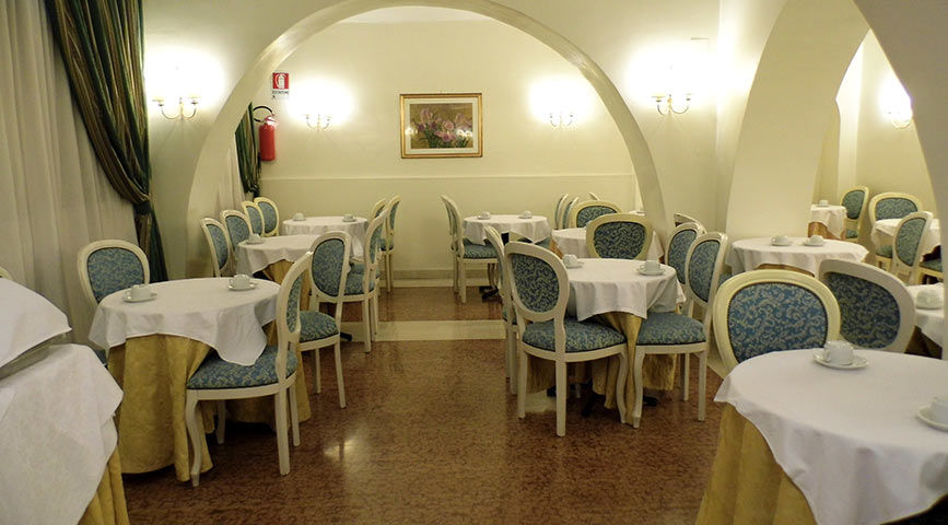 Hotel Raeli Floridia Rome