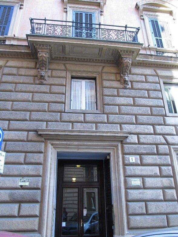 Domus Via Veneto 2*