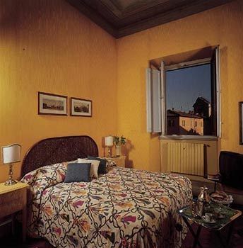 Caesar House Residenze Romane Acomodação com café da manhã  Roma