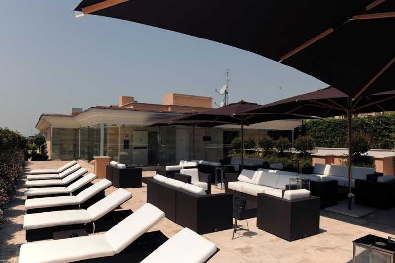 Grand Via Veneto 5*