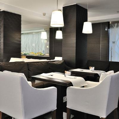 Bv Oly Hotel