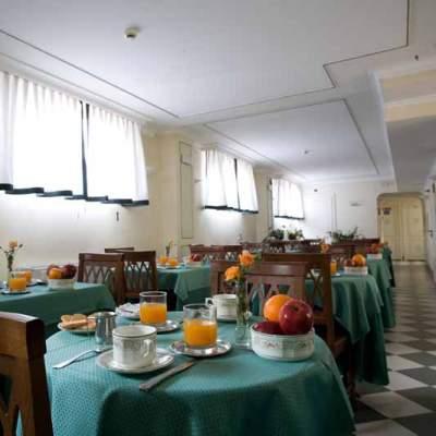 Hotell Alessandrino 3*