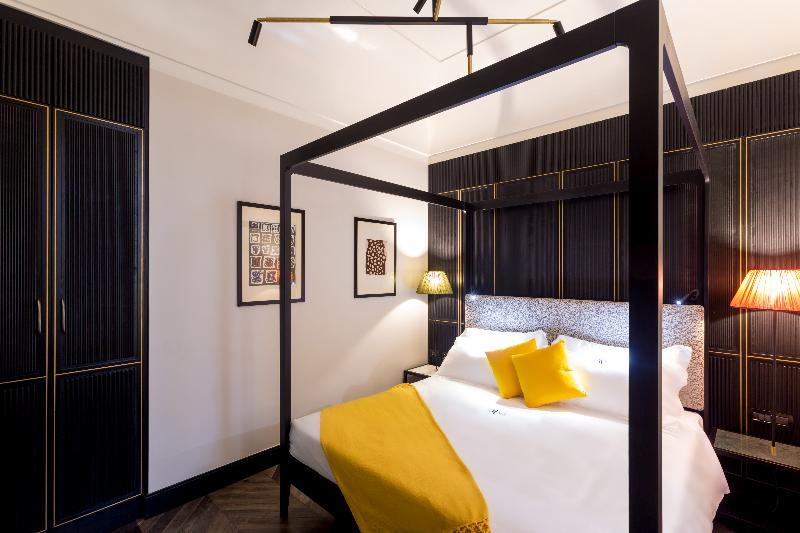 The H'all Tailor Hotel Roma