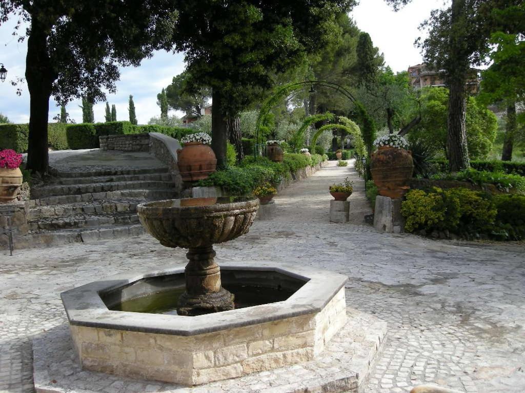 Tenuta Colfiorito * Roma