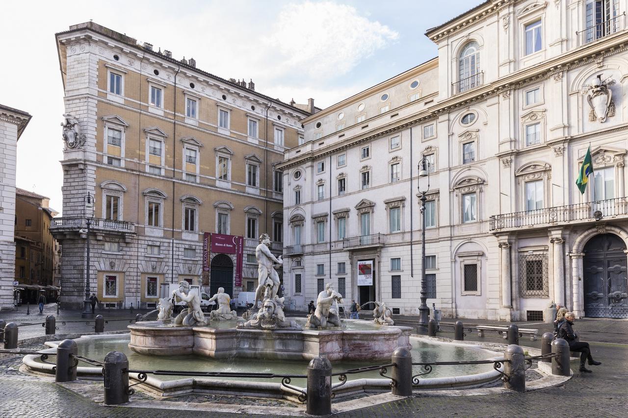 Navona Square Apartamento *