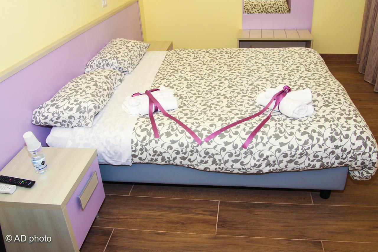 Homesuitehome Gjestgiverier Roma
