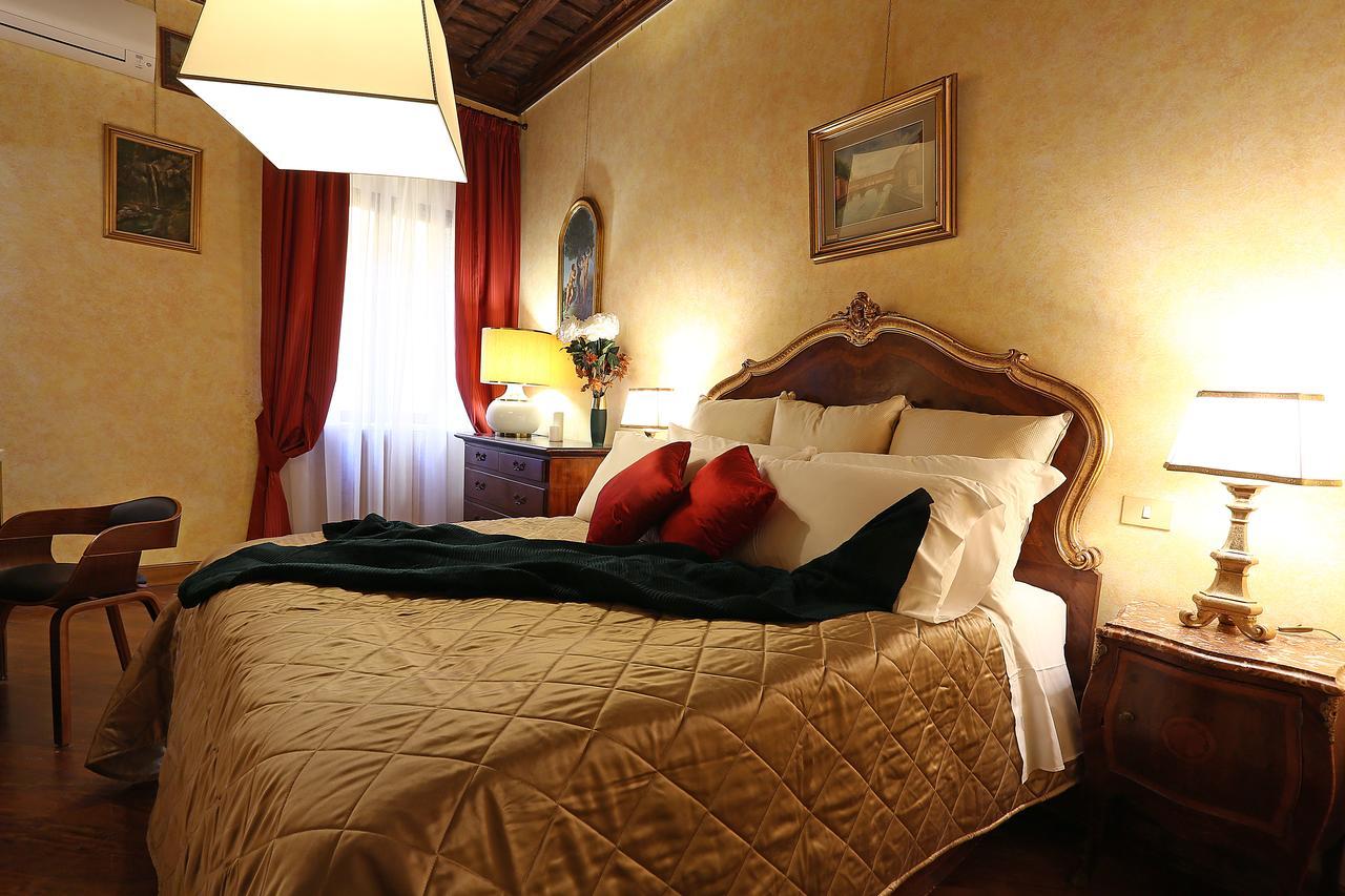 Apartamento La Casa Dell'orologio Di Palazzo Berardi Roma