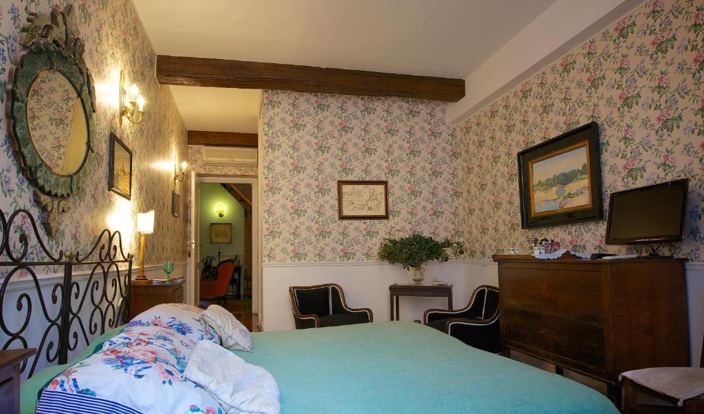 Arco Dei Tolomei Bed & Breakfast 2*