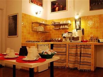 Acomodação com café da manhã  Angolo 2*