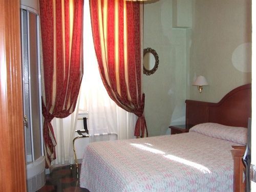Sandra * Rome