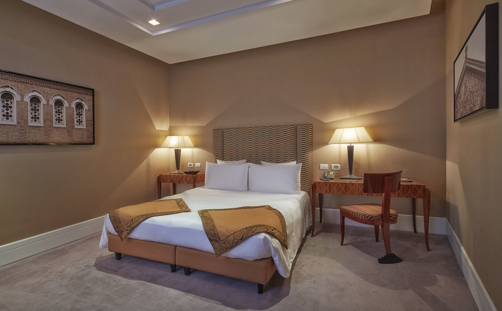 Grand Via Veneto 5*