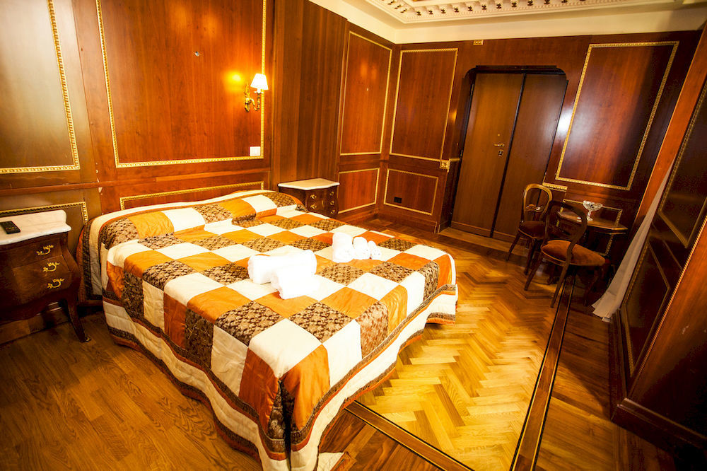 Domina Popolo Rom