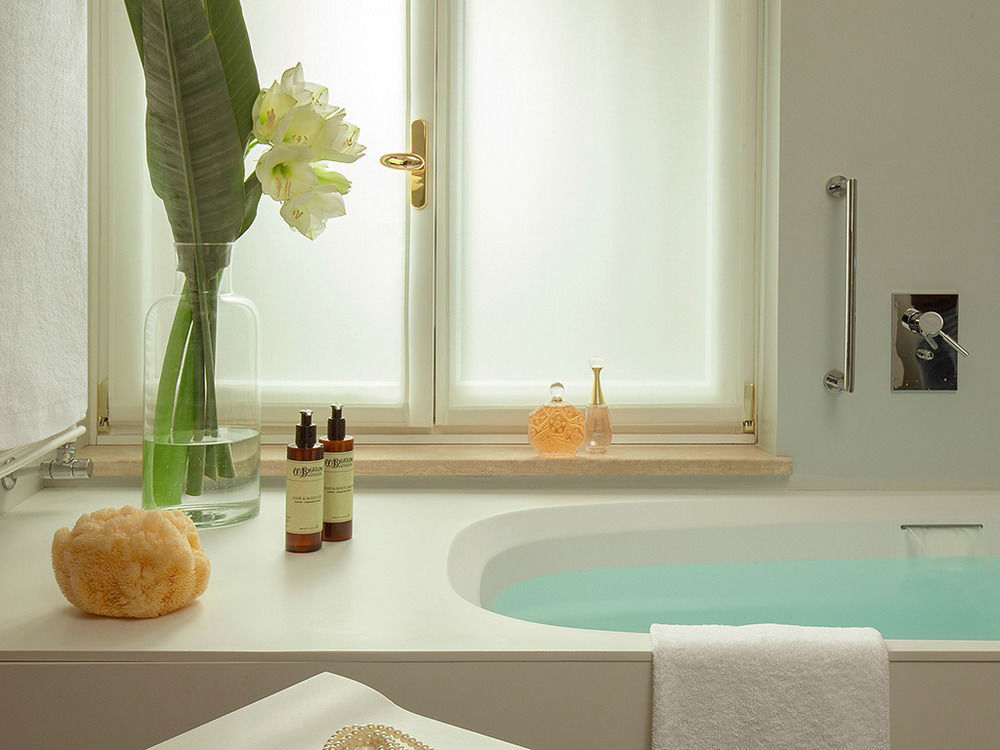 Palazzo Scanderbeg 4* Roma