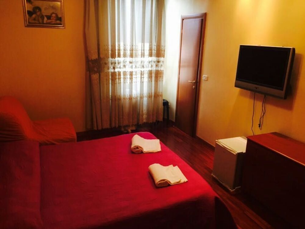 Zhihua Guest house 2*