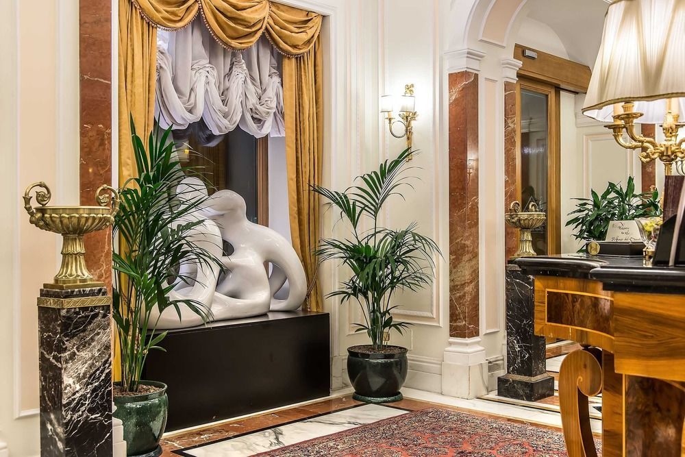 Hotell Del Senato