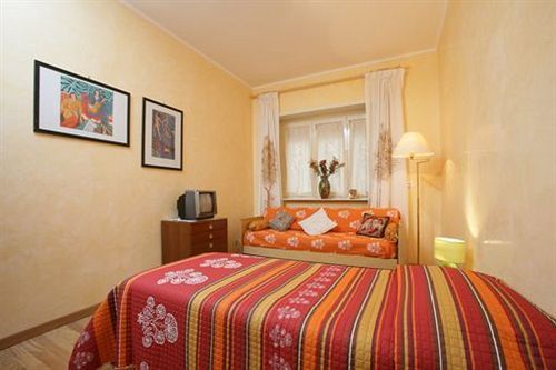 Simonetta Ai Musei Vaticani Bed & Breakfast 2*