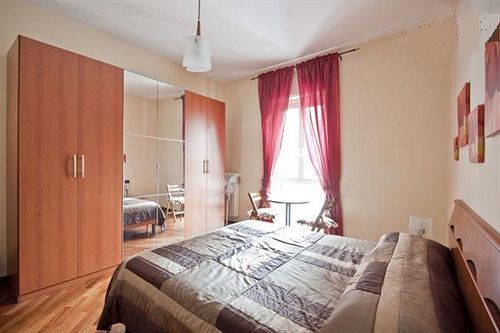 Stasera A Casa Da M.e. 2* Rom