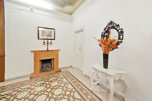Calisto 6 2* Roma