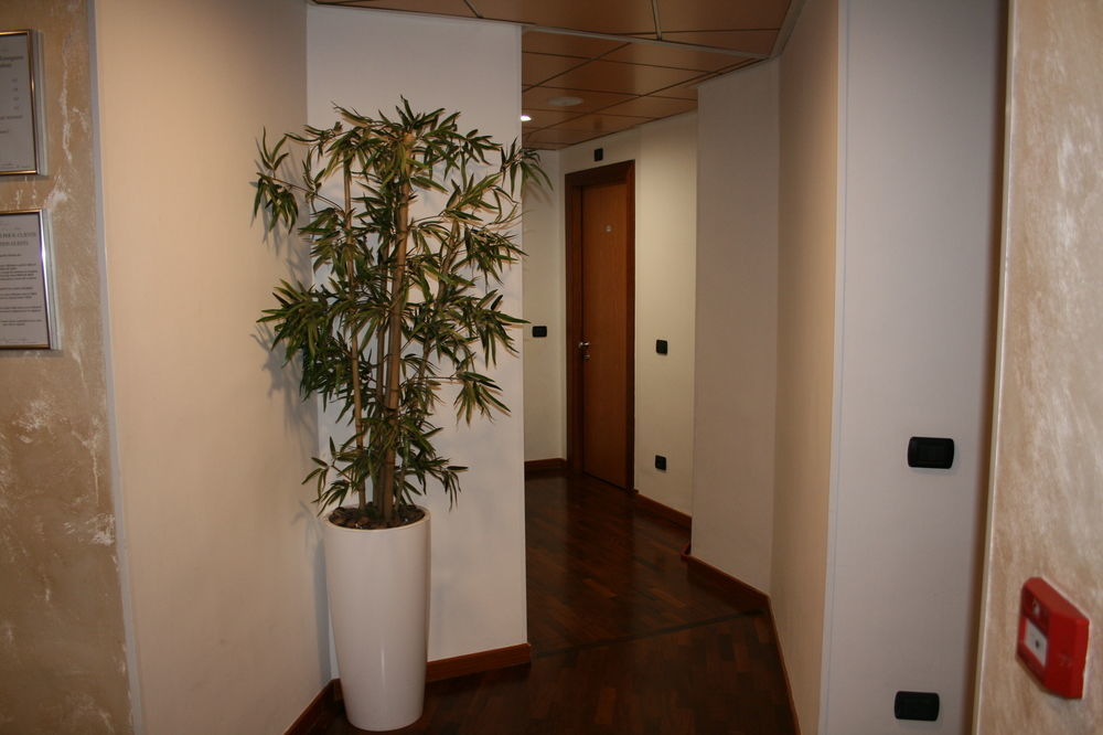 Rooms&suites 2* Rom