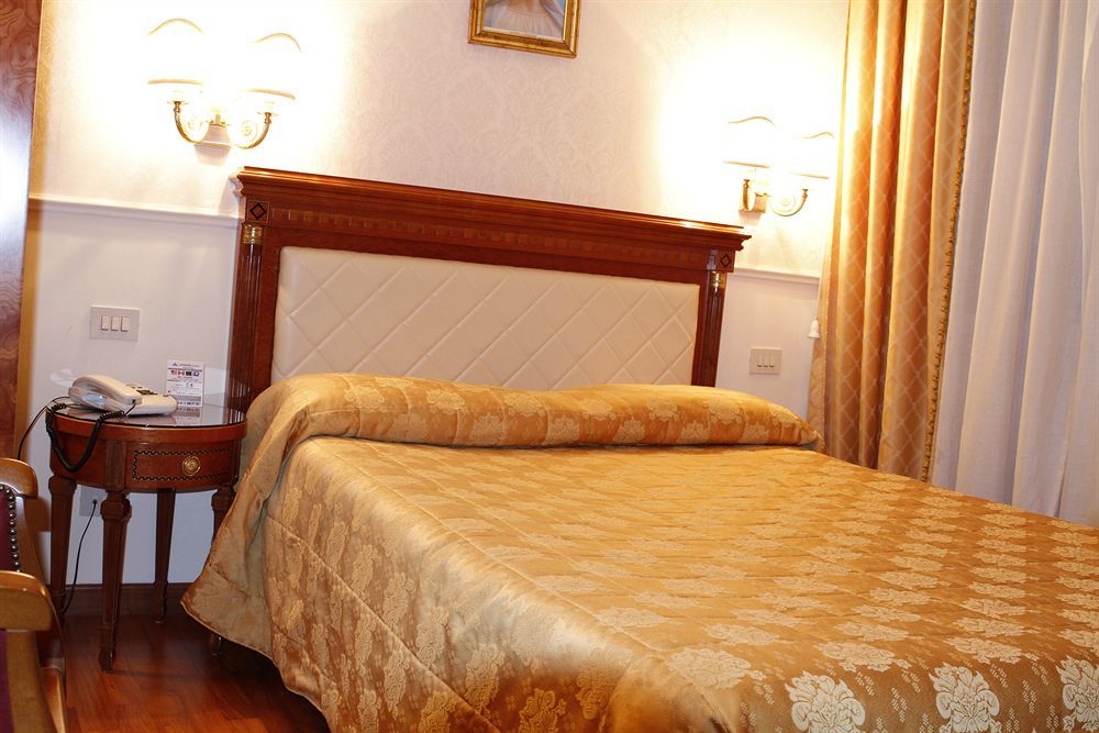 Genio Hotel 4*