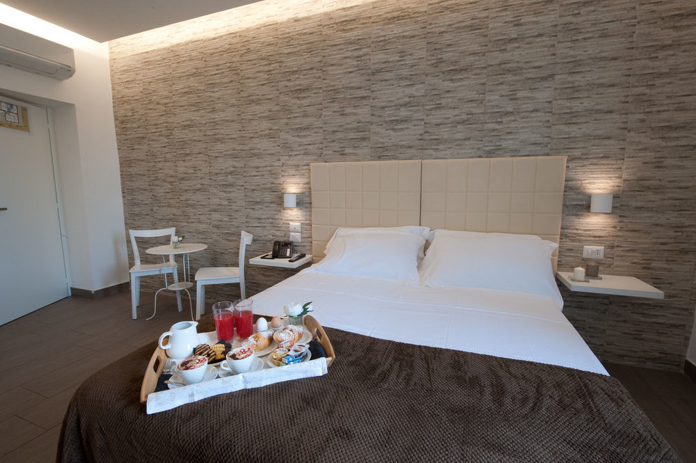 Domus Castroni Pompeo Magno 3* Rom