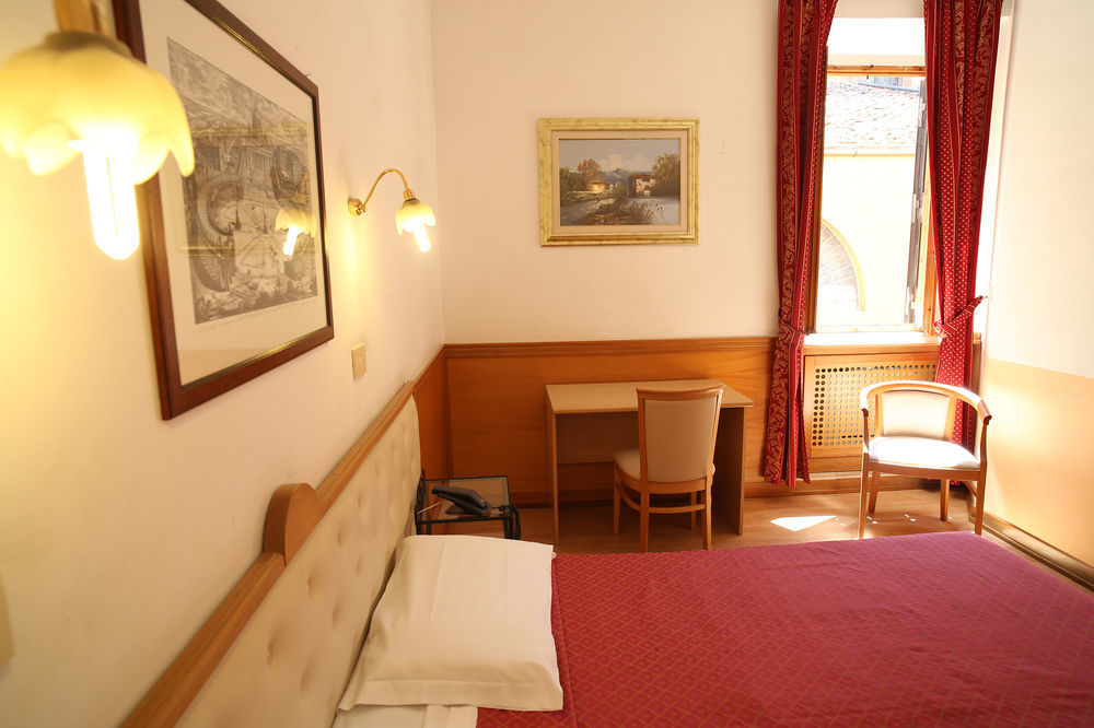 Santa Prassede Hotel Roma