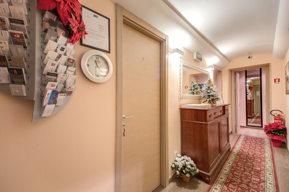 Rome55 - Piazza Di Spagna 3*
