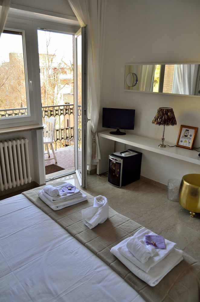 Romantic Nest In Roma