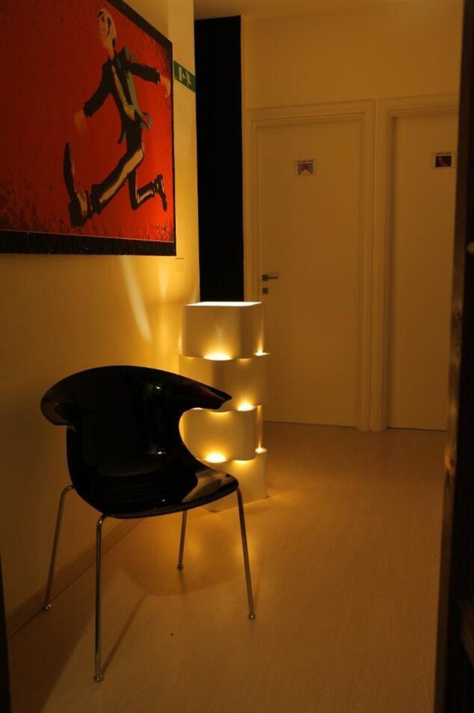 Chroma Italy - Ena Bed & Breakfast Rome