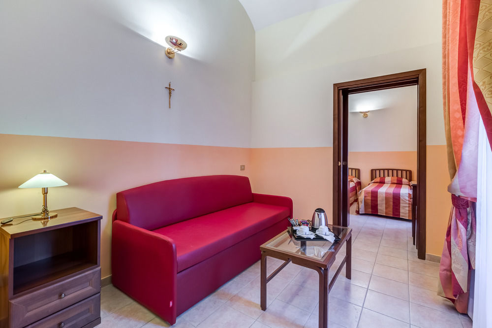 Domus Carmelitana 3*