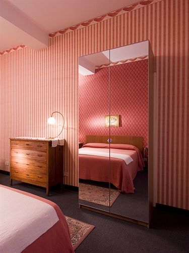 Night And Day Hotel Roma