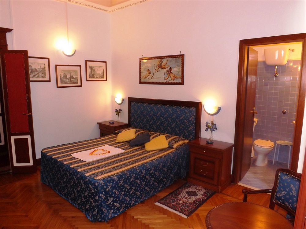Tibullo Roma