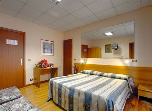 Hotel Urbis Roma