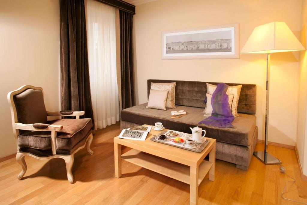 Piccolo Borgo 3*