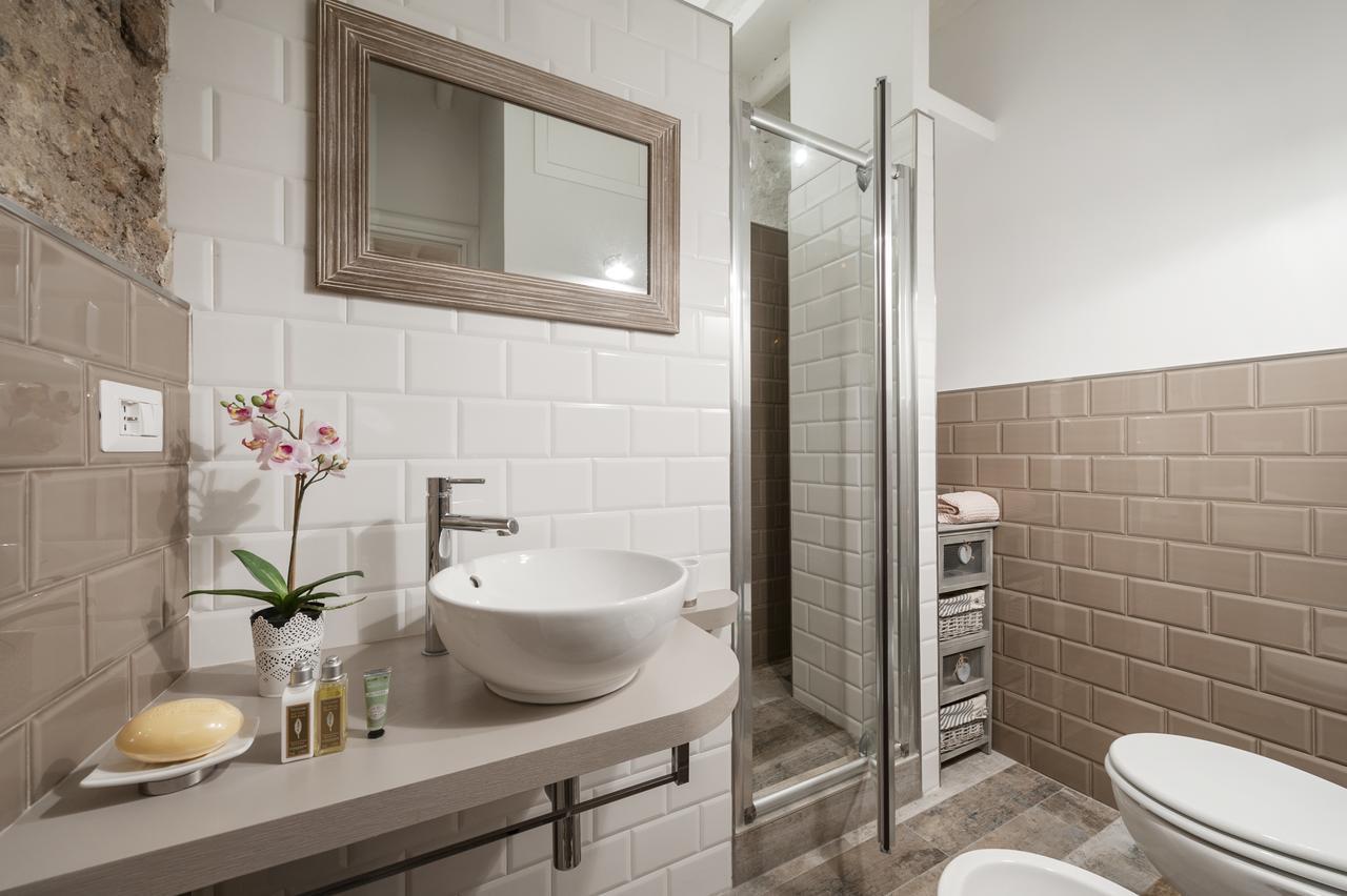 Awesome Duplex In Campo De' Fiori Area * Roma