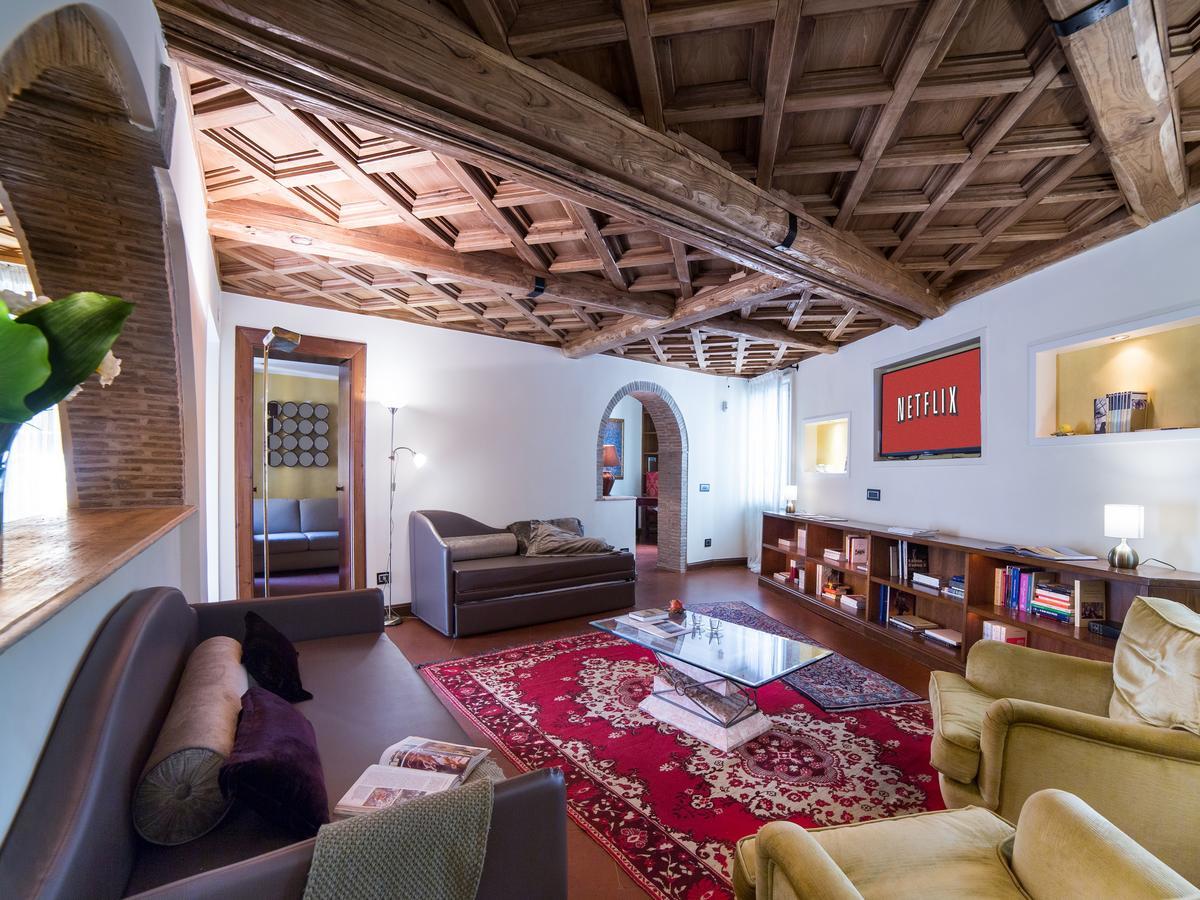 Rent In Dolce Vita Roma