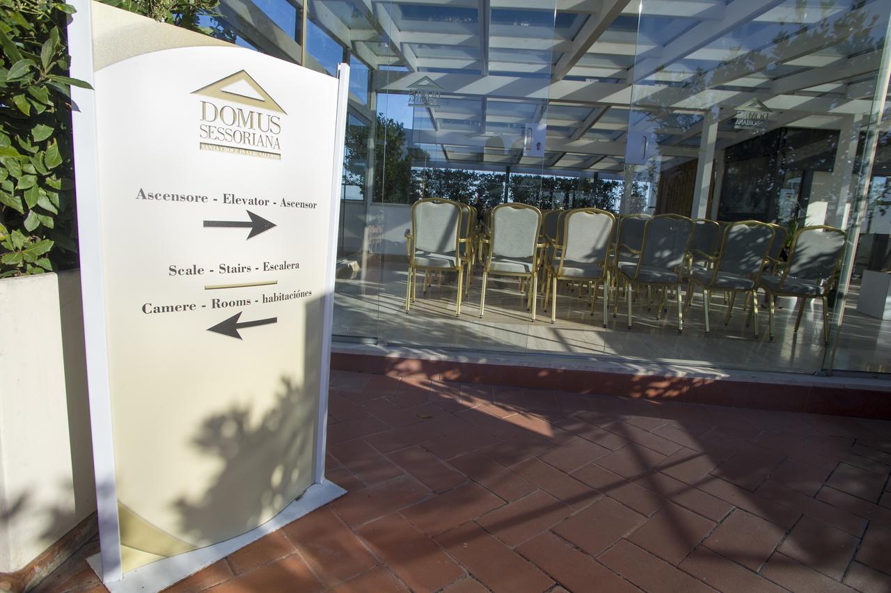 Acomodação com café da manhã  Domus Sessoriana
