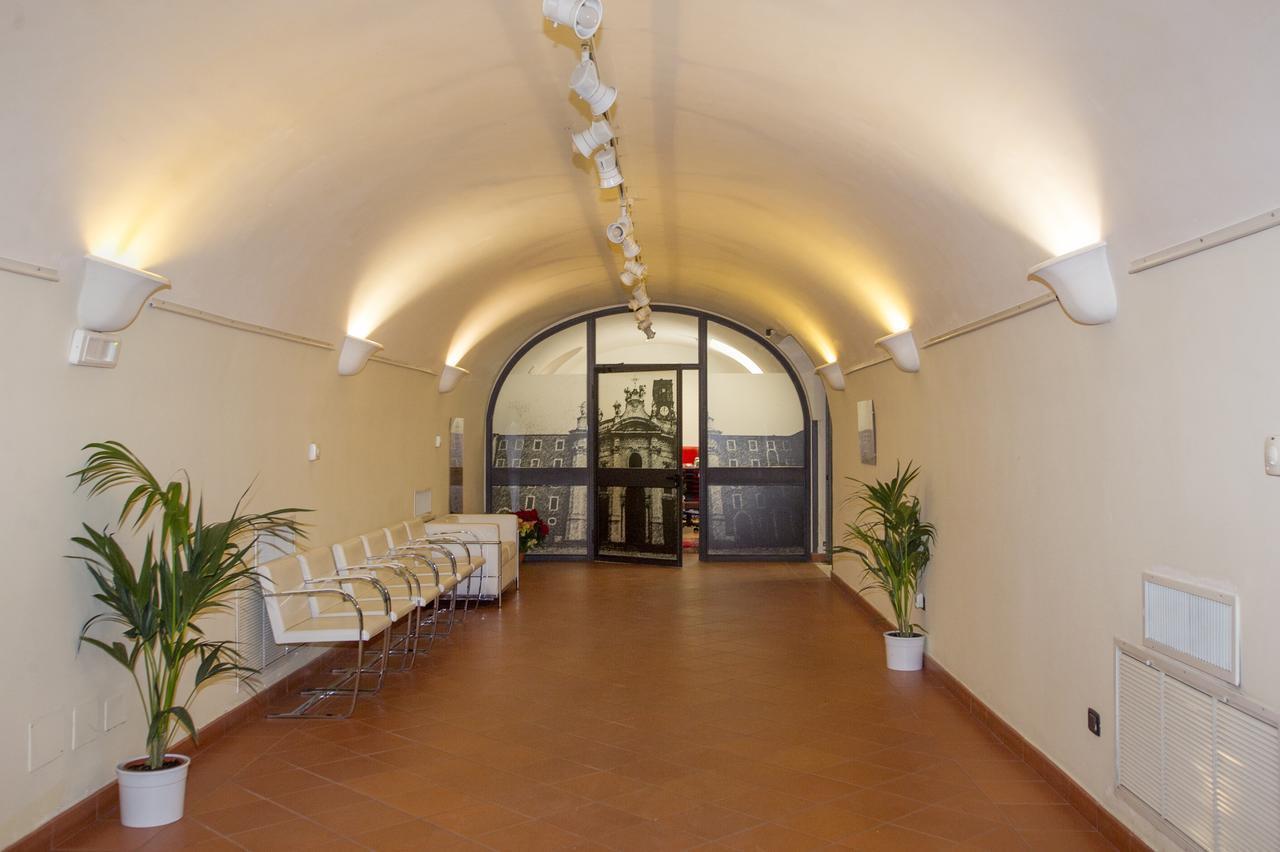 Acomodação com café da manhã  Domus Sessoriana 3*