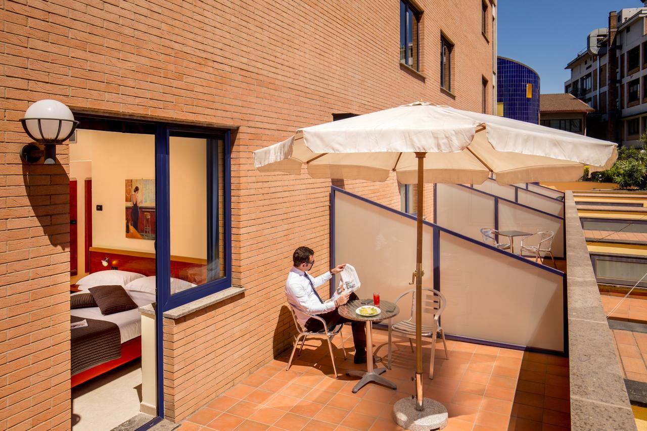 Western Blu Hotel