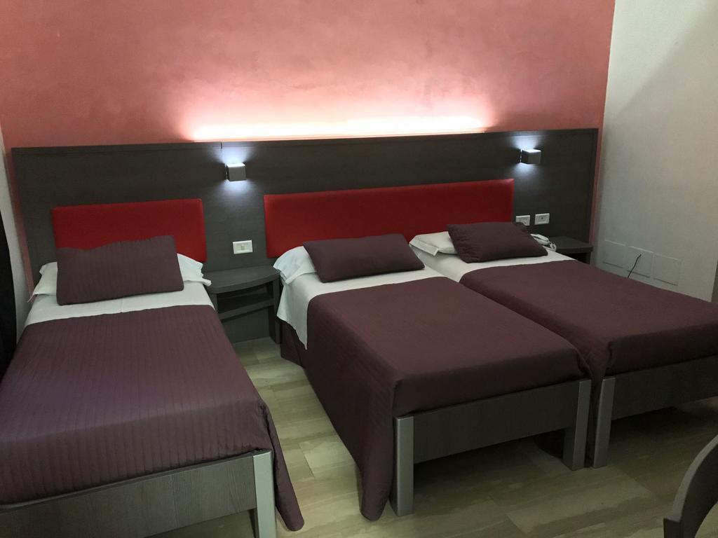 Center 2 Hotell 3*