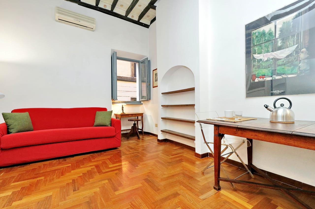 Coronari Appartamento Roma