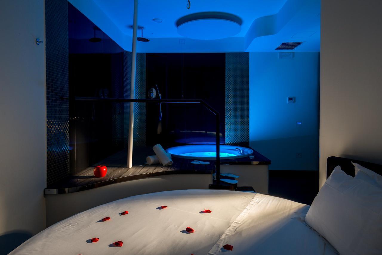 Suitesistina For Brave Lovers Bed & Breakfast Roma
