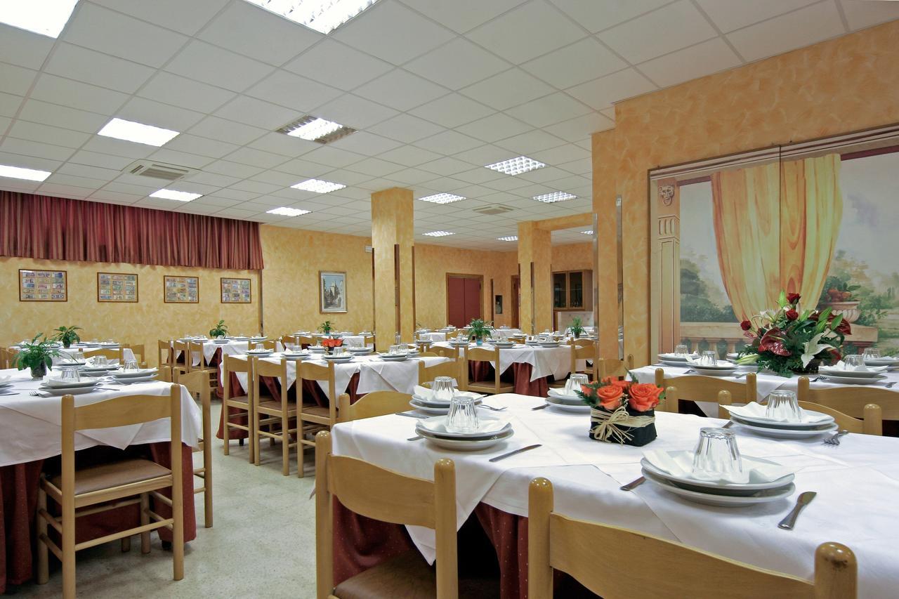 Casa Per Ferie Oasi San Giuseppe Hotel 3*